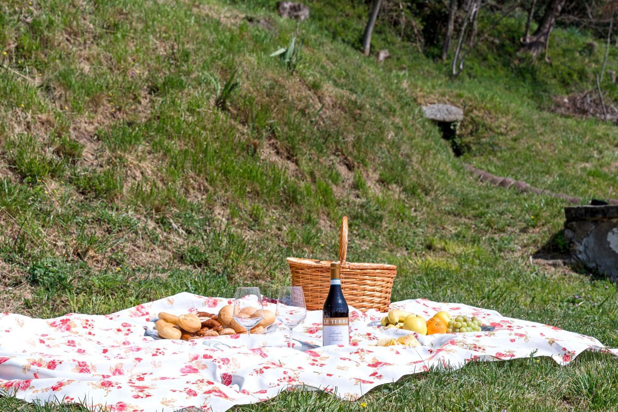 B&B La Corte And Home Restaurant - Free Parking - 10 Minutes To The Lake And Centre Комо Экстерьер фото