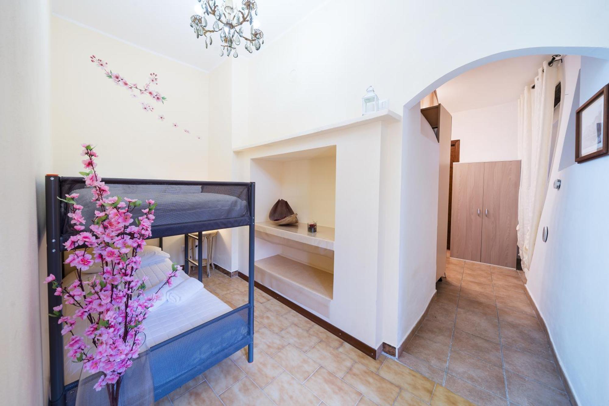 B&B La Corte And Home Restaurant - Free Parking - 10 Minutes To The Lake And Centre Tavernerio Экстерьер фото