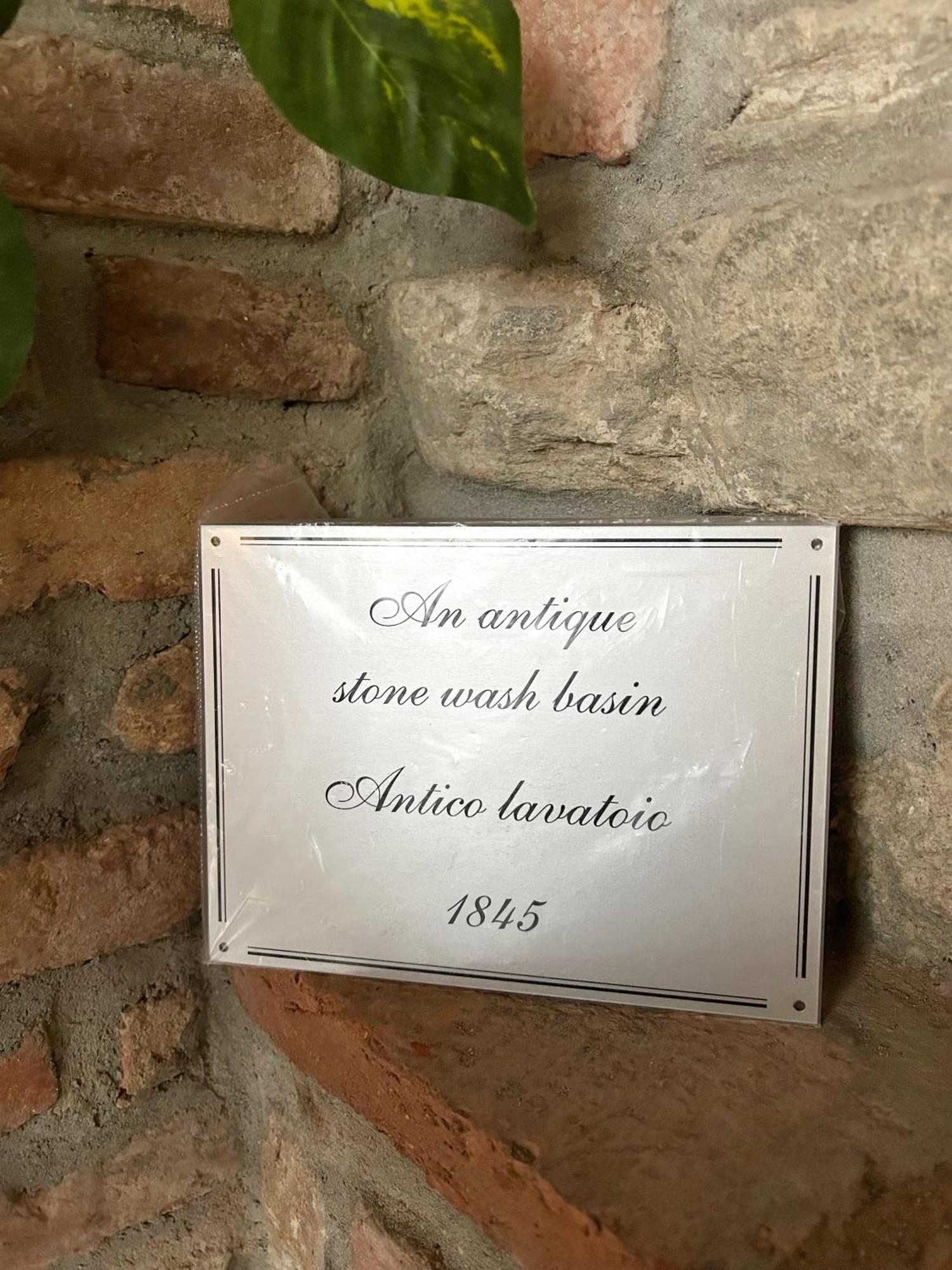 B&B La Corte And Home Restaurant - Free Parking - 10 Minutes To The Lake And Centre Комо Экстерьер фото